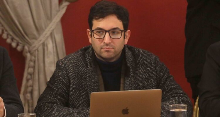 ¿La tercera será la vencida? Comisión investigadora citará nuevamente a declarar a Miguel Crispi