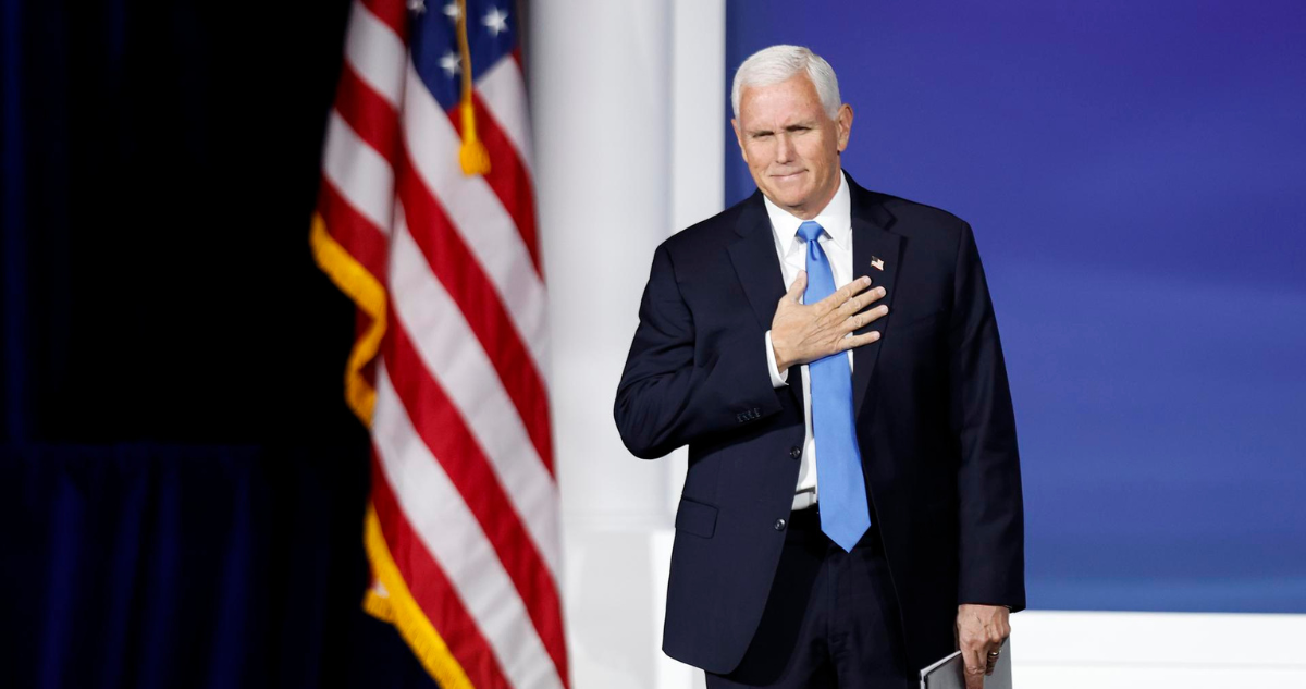 Mike Pence baja candidatura a presidencia de EEUU