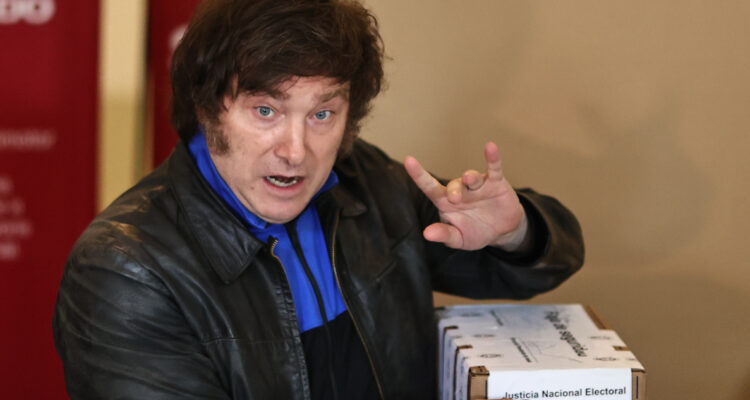 Milei tras votar Estamos en condiciones de hacer el mejor gobierno de la historia