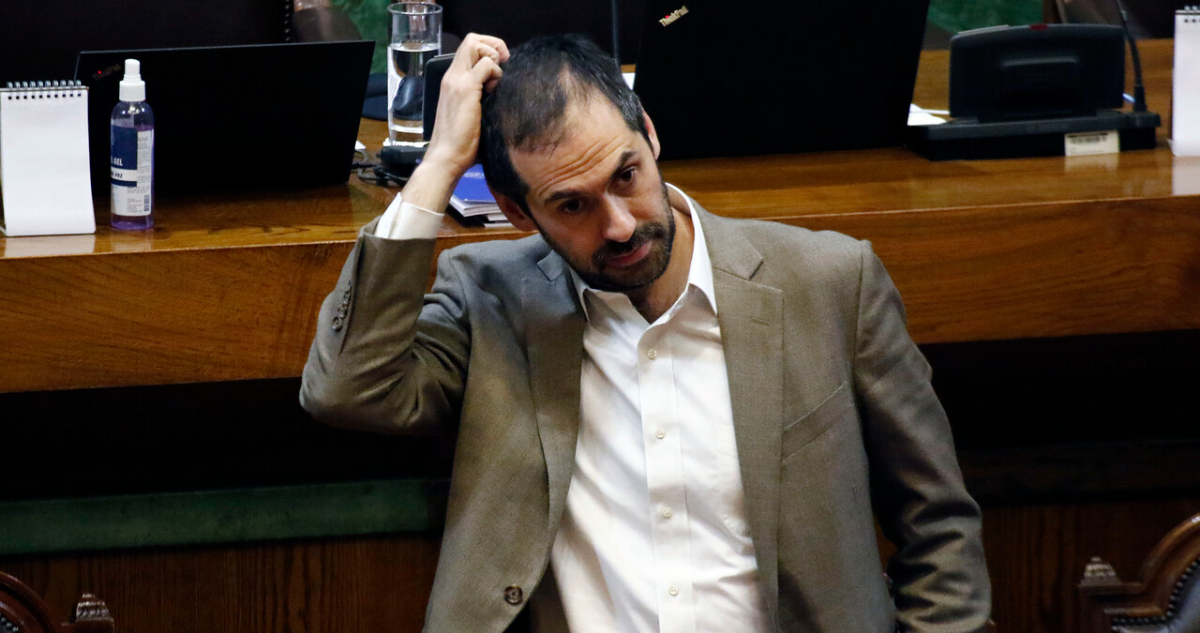 A la oposición se le acaba la paciencia con el ministro Grau