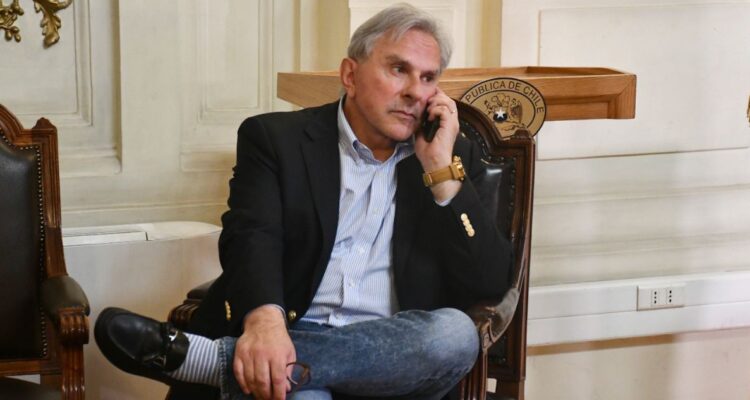 Iván Moreira (UDI): “Hay personas que me tratan de comunista, de izquierda, que traicioné a Pinochet”