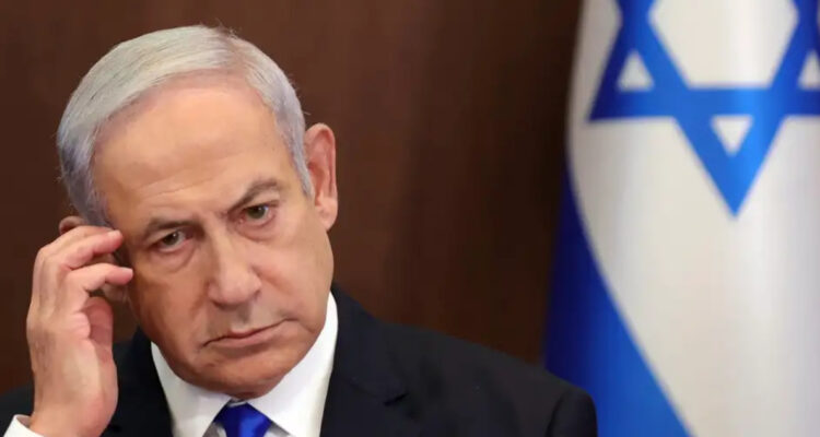 “Son peor que ISIS”: Netanyahu publica foto de habitación ensangrentada tras presunta matanza de Hamás