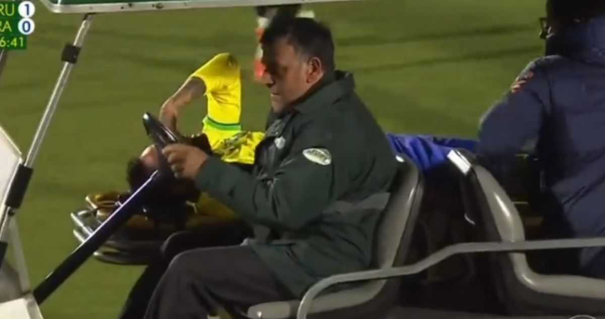 Neymar y su fuerte lesión que lo sacó del Uruguay-Brasil de Eliminatorias