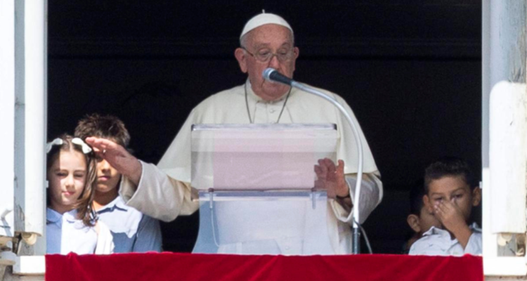 Papa Francisco pide por favor que los ataques de las armas se terminen en Israel y Palestina