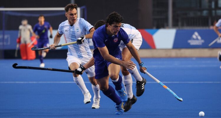 Argentina venció a Chile por el hockey césped masculino de Santiago 2023