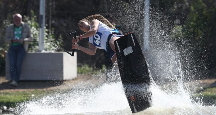 Chile suma una nueva medalla de bronce en Stgo 2023: Ignacia Holscher en el wakeboard de esquí náutico