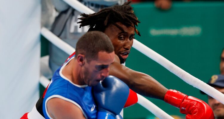 Keven Beausejour venció al chileno Julio Álamos en Santiago 2023.