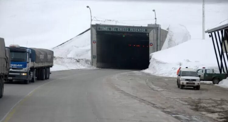 Paso Internacional Cristo Redentor
