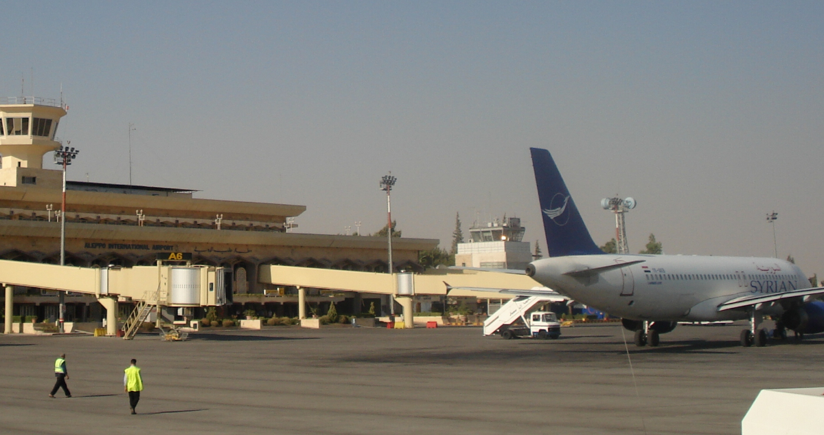 Siria denuncia ataques israelíes simultáneos contra aeropuertos de Damasco y Alepo