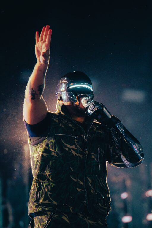 The Weeknd en Chile: Así es el distópico y audaz show donde monta una Luna gigante en La Florida
