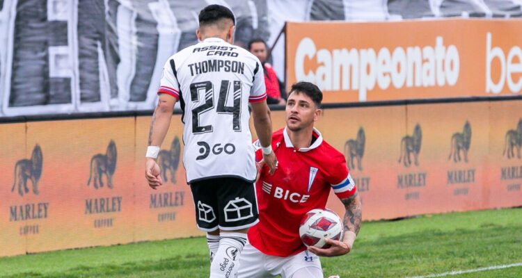 Con el ‘Toro’ de rodiillas y polémico emoji: Jordhy Thompson barre el piso con Zampedri tras remontada