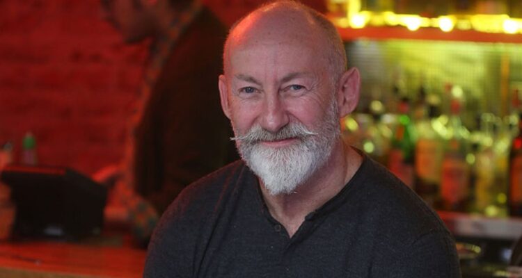 El tío WOM regresa al país después de cinco años