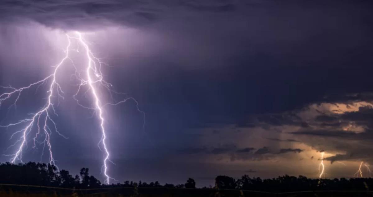 Decretan alerta temprana preventiva en 9 comunas de la Araucanía por posibles tormentas eléctricas