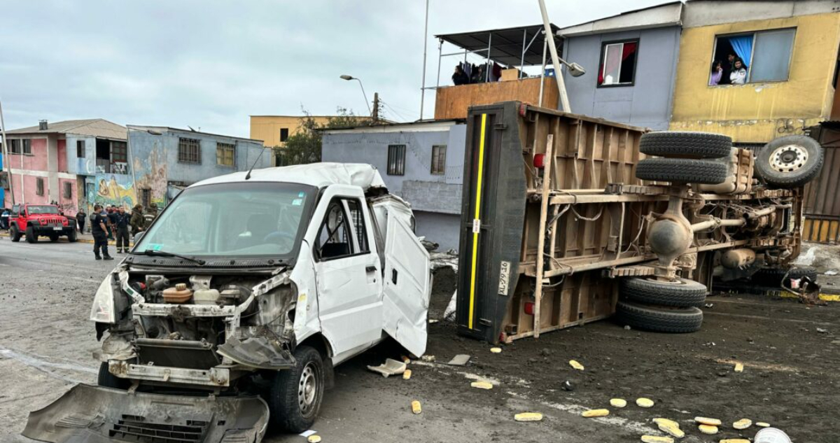 Trabajador municipal de 80 años muere tras volcamiento de camión en Antofagasta