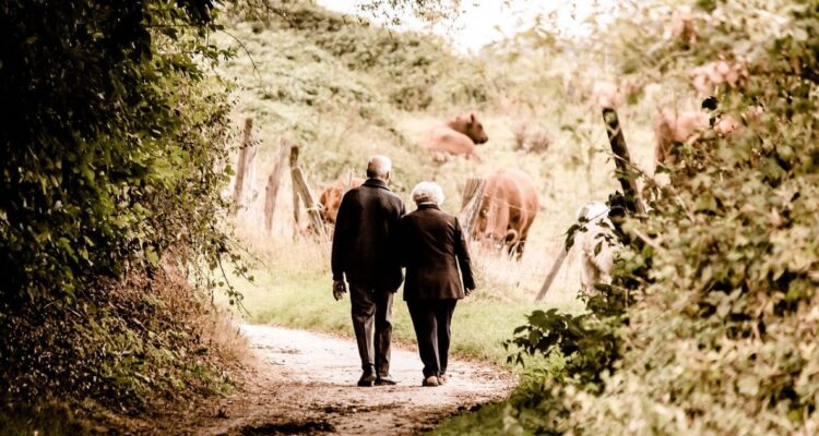 Sernatur coordina viajes a la población de la tercera edad
