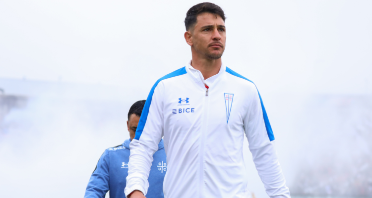 Zampedri sigue siendo el blanco de las burlas tras el duelo entre Colo Colo y Católica.