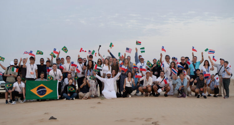 Ganadores de concurso de vino 120 de Santa Rita visitaron la Gran Final de la Fórmula 1 en Abu Dabi