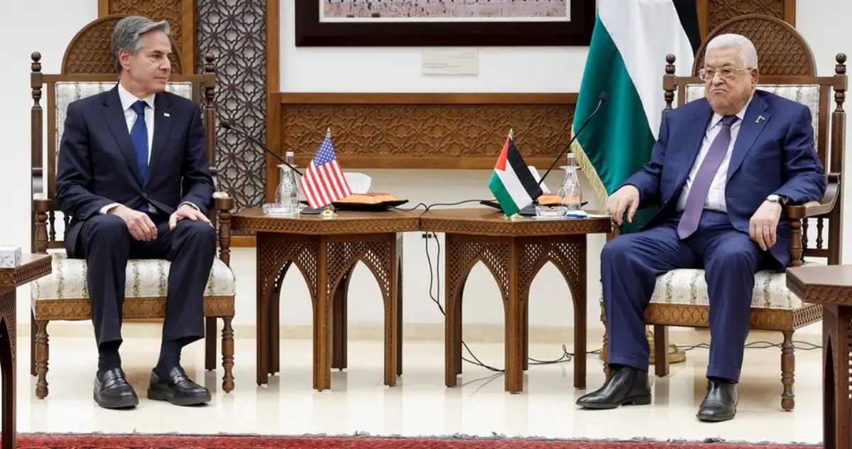 Abbas denuncia ante Blinken el genocidio de Israel en Gaza