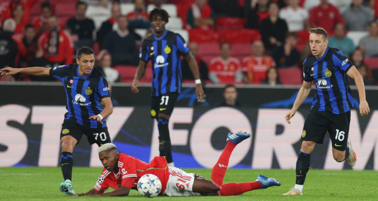 Alexis Sánchez es blanco de las burlas tras la caótica tarde de paliza para Inter en Champions.