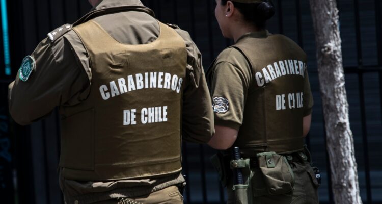 Delincuentes perpetran robo en Maipú tras amarrar y encerrar a dos niñas