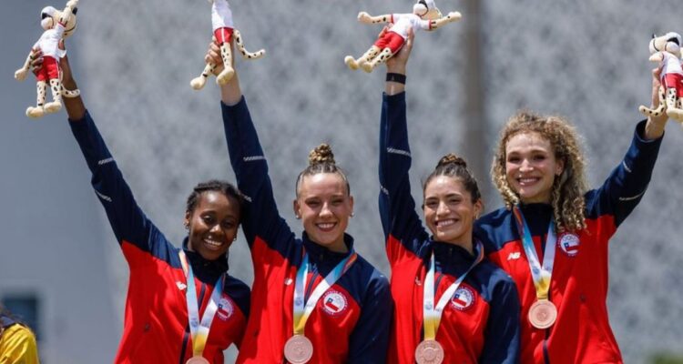 atleta denuncia ser bajada a última hora de final de relevo en Stgo. 2023