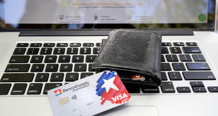 Gobierno anuncia extensión del Bolsillo Familiar Electrónico: detalló fecha y paso para concretarlo