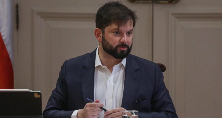 Presidente Boric y audio de abogado Luis Hermosilla: “Que tengan cuello y corbata no nos intimidan”