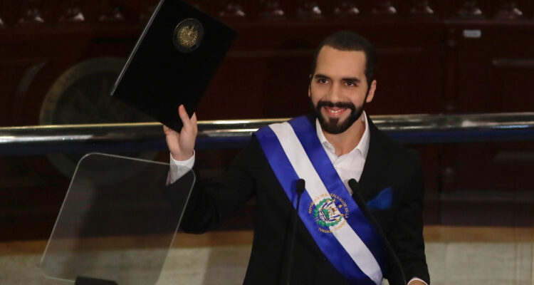 Bukele tomará licencia de 6 meses para dedicarse a su reelección pero advierte “mucha más supervisión”