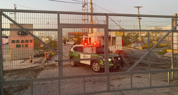 Encuentran cadáver flotando en piscina de una empresa abandonada en San Bernardo