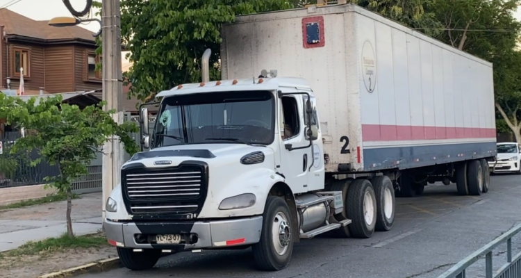 Tres detenidos por robo de camión en la capital: chofer logró evitar ser secuestrado