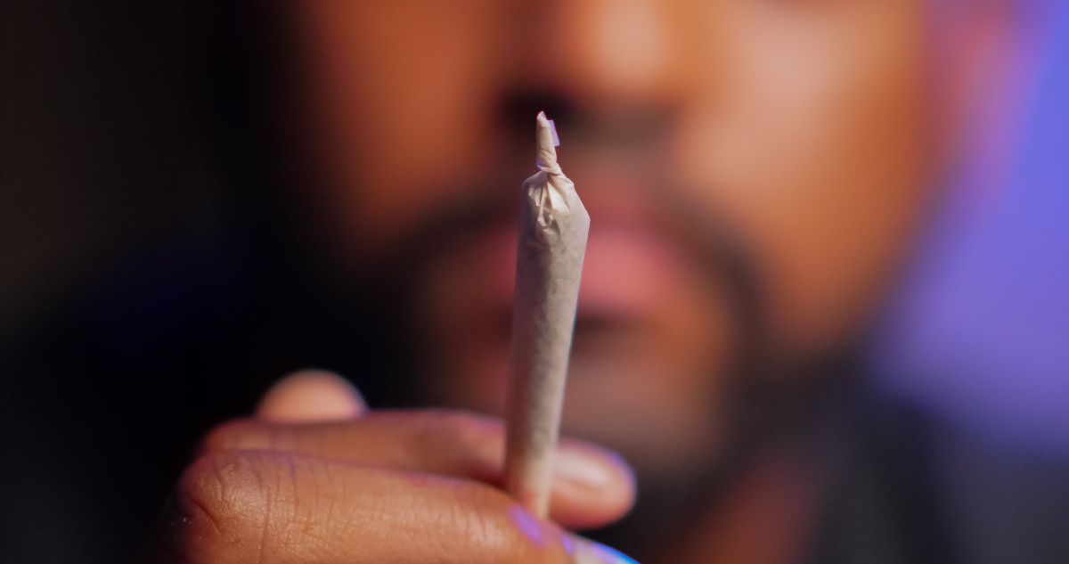Estudio a gran escala determinó que adictos al cannabis tienen más riesgo de padecer cáncer de pulmón