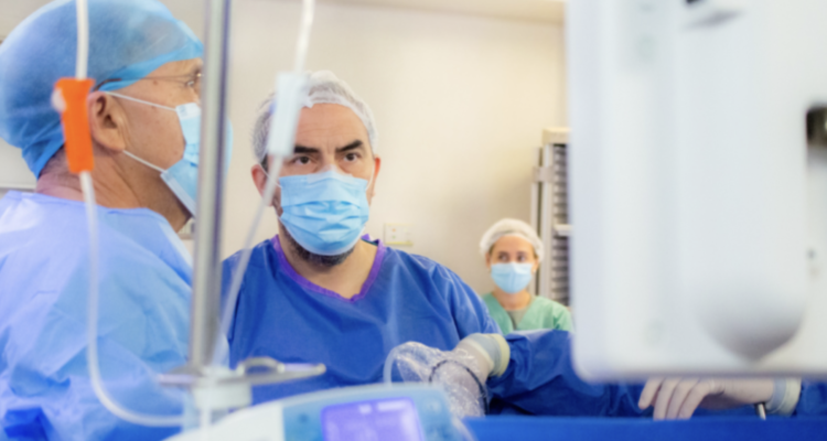 Salud de Concepción fortalece equipo médico frente a posibles emergencias forestales en verano