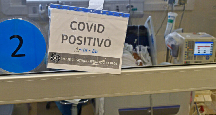 500 contagios diarios y 41 fallecidos: expertos piden medidas ante aumento de casos de covid-19
