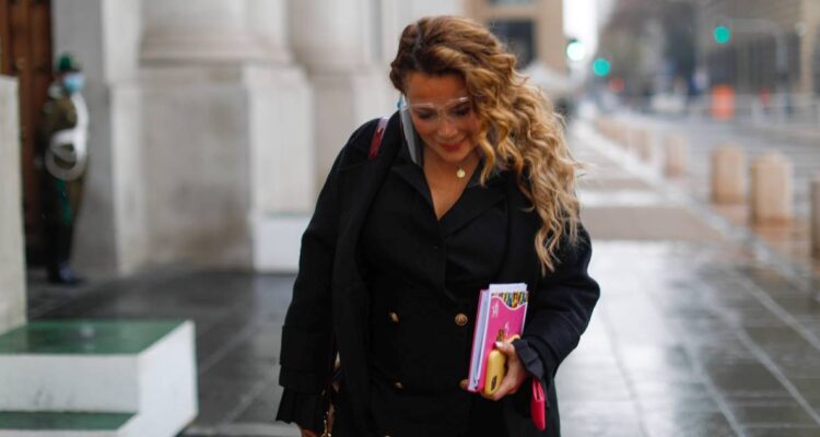 Revelan que respaldo de correo institucional de Barriga se eliminó previo a incautación de fiscalía