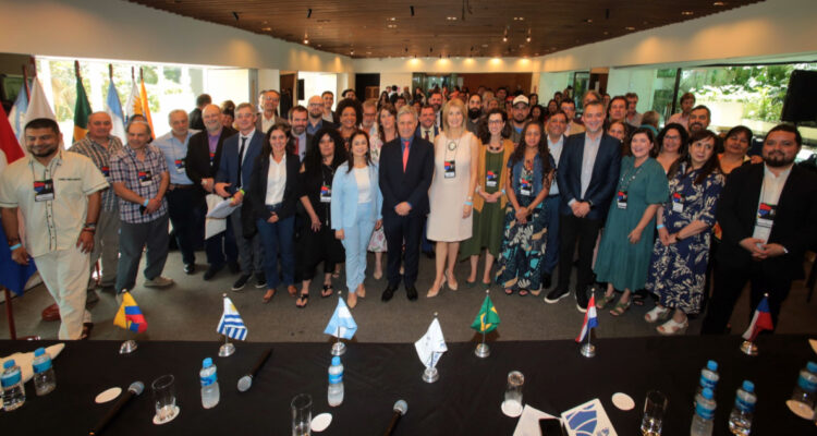 Indap y organizaciones campesinas nacionales representaron a Chile en la REAF del Mercosur en Brasil