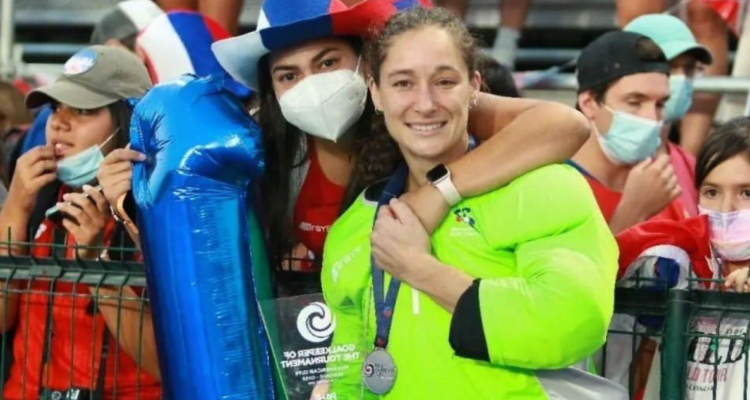 Claudia Schüler se llamarán las canchas de Hockey del estadio Nacional.