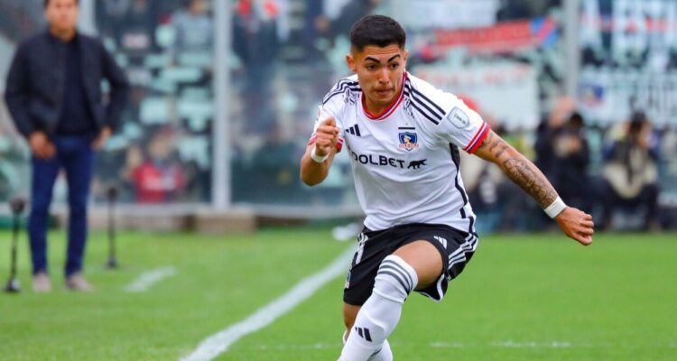 Colo Colo aprobó la salida de Jordhy Thompson a… Europa: el club que ofertó por el joven delantero