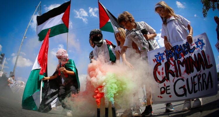 Comunidad Palestina critica dichos de J.A. Kast: “adopta retórica similar a la ultraderecha israelí”