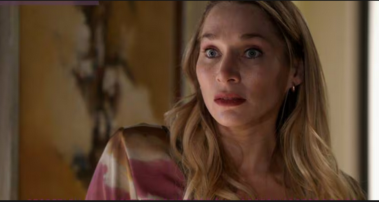 Constanza Mackenna frustra encerrona