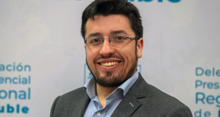 Delegado regional presidencial de Ñuble Gabriel Pradenas renuncia a su cargo