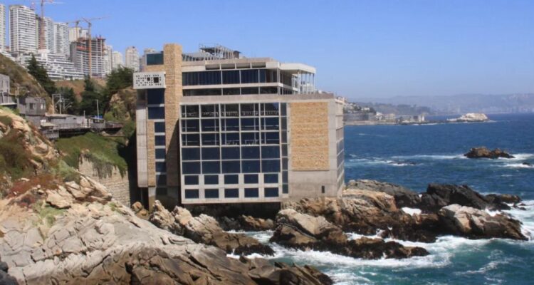 Inmobiliaria presenta millonaria demanda de indemnización por fallido proyecto de hotel de Concón