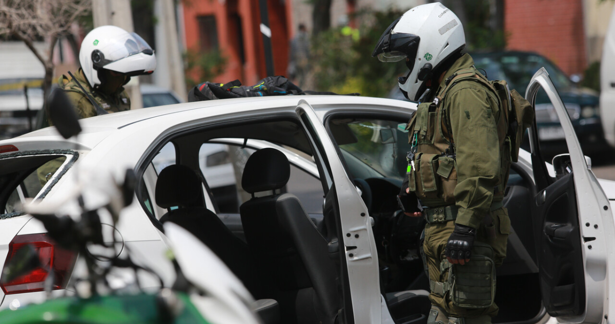 Carabineros del OS9 en un procedimiento. Foto de contexto.