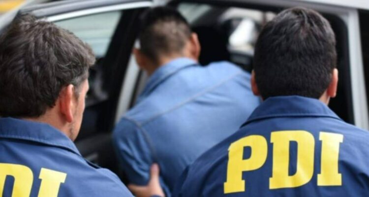 PDI detiene a sujetos extranjeros que habrían secuestrado y asesinado con 16 disparos a mujer en Lampa