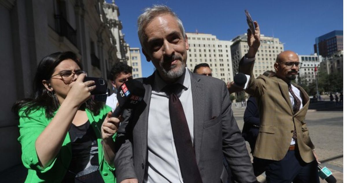 Bancada RN pide a ministra Tohá que remueva a Luis Thayer del Servicio Nacional de Migraciones