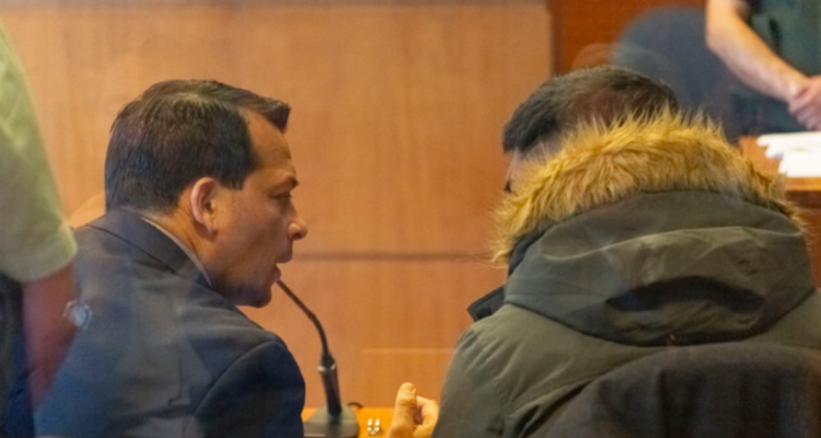 Se realiza la audiencia de formalización contra el delantero de colo colo, Jordhy Thompson, por un nuevo caso de violencia intrafamiliar.