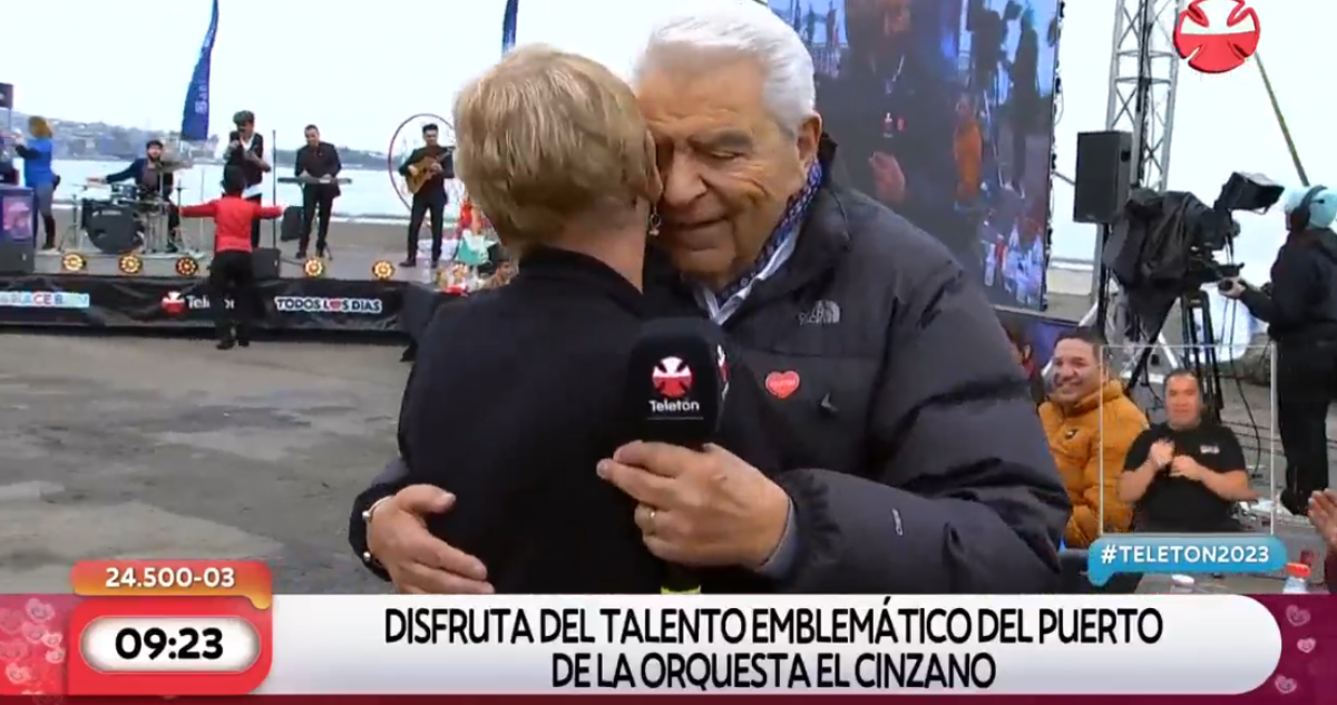 Don Francisco en Caleta Portales: coronó inicio de la desayunatón bailando vals con asistentes