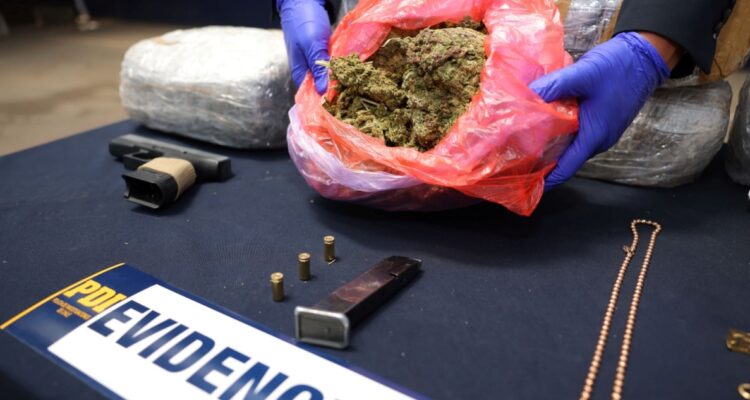 Cae banda narco que trasladaba droga desde el norte hacia la capital: querían venderla en fin de año