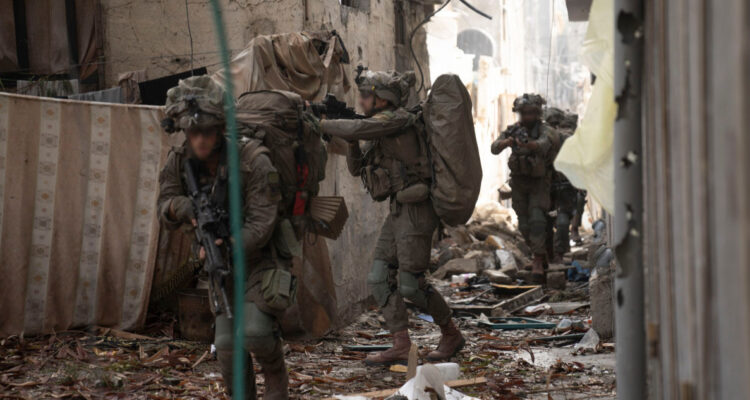 Ejército israelí mató a tres palestinos armados por “vulnerar la tregua” de alto al fuego