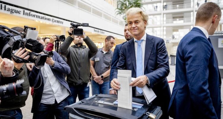 Extrema derecha gana las elecciones legislativas en Países Bajos según los primeros sondeos