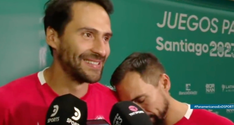 La emoción de Emil Feuchtmann tras el retiro de su hermano de La Roja de balonmano.
